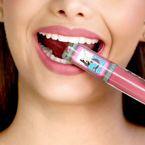 Labial. Yuya Labial Líquido Mate "La Sirena" by Republic Cosmetics